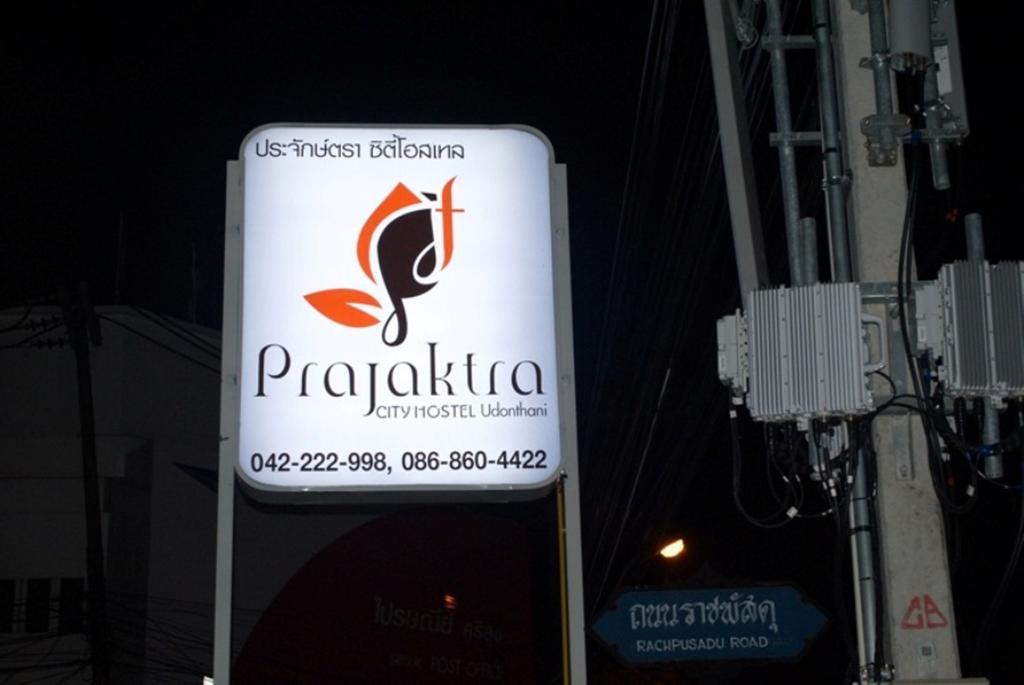Prajaktra City Hostel Udon Thani Exteriér fotografie